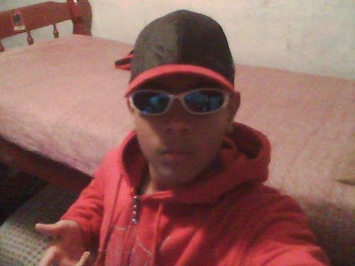 Sow mateus tenho 14 anos curto musica eletronica e so dj