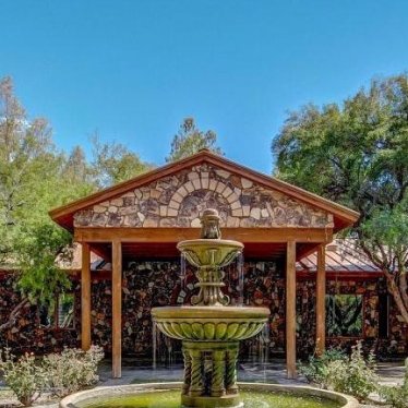 NarniaPreserve's profile picture. Help save the Narnia Preserve.  The only project of it's kind in Arizona, possibly the world. https://t.co/TUW9GVpO7T