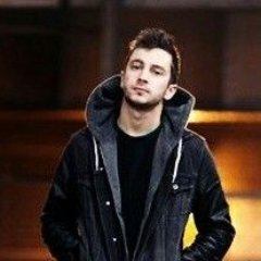 free follow || follow my main account @ice_row_duh || tøp, p!atd, atl, pmore, mcr, fob, frnkiero, 13 reasons why, stranger things, ahs, star wars ||