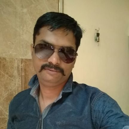 मुझे भारतीय होने पर गर्व है । जीवन में प्यार दो और प्यार लो ।