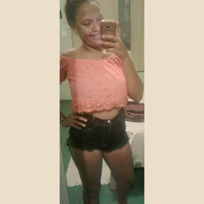 Ouse ser feliz até mesmo quando nada for favorável! 🍀

17 anos 
snaaap👻lolozinha280