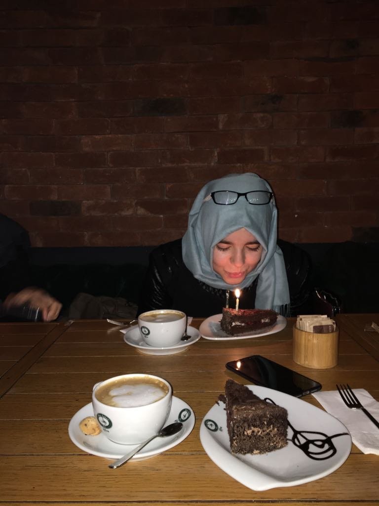 YokGeregi's profile picture. Nâçizane bir kitap aşığı