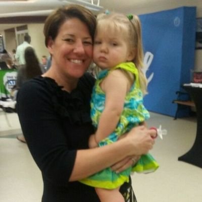 shelherr's profile picture. 