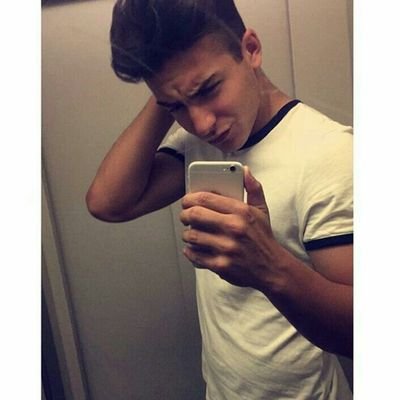 dksoskwbs1's profile picture. Para qué seguir si parado también