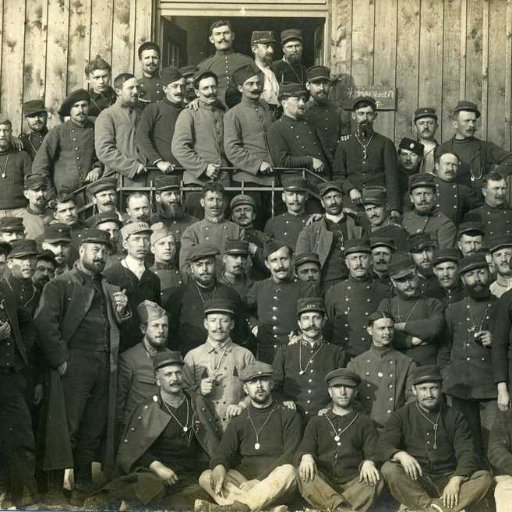 38.000 photos de poilus #1GM  (Soldiers' photos of regiments #WW1) ici : https://t.co/NCSBaI3Ms1 286 carnets de guerre-RETROUVER & PUBLIER photo de votre poilu!