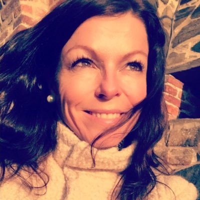 inotoane's profile picture. 