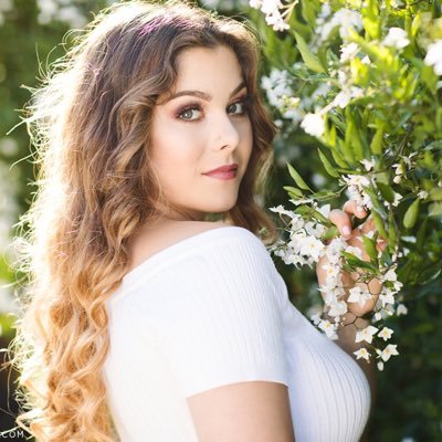 LovrinSteph's profile picture. 