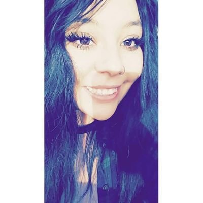 originalposer27's profile picture. ° help °