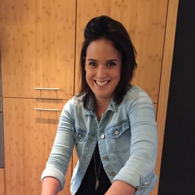 Eigenaresse Staatsie Vivere complementair centrum voor lichaam en geest, massage-detoxpraktijk, distributeur KangenWater https://t.co/5kTDyC1vcm