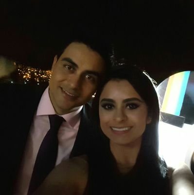 ¡A un lado señoras, les traigo paz!