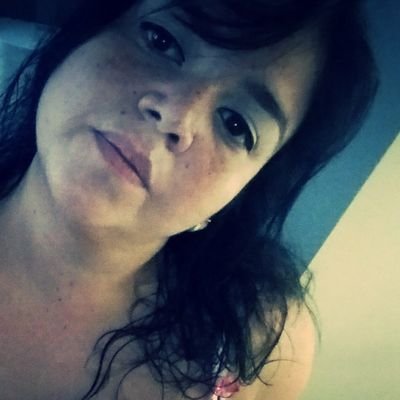 Desiree111425's profile picture. 