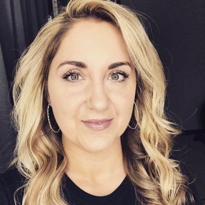 Beauty_Emp1re's profile picture. Mommy👩‍👧‍👦Leader💪🏼Motivator 💁🏼Service Driven 🐾Child Advocate👶🏼Influencer👑Makeup💄Spiritual👼🏼