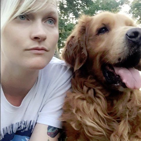 h_thecablegal's profile picture. Account Coordinator - Cable & Sports @ APM Music!! 

Dog mom, cat mom, plant mom, avid Snapchatter and general food enthusiast..pop culture reference.