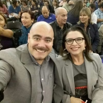 Diegopedia's profile picture. Husband, father, sybarite, guide, concierge, hotel manager, geek. I know stuff. That's my whole thing.