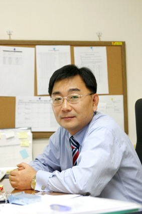 박희운