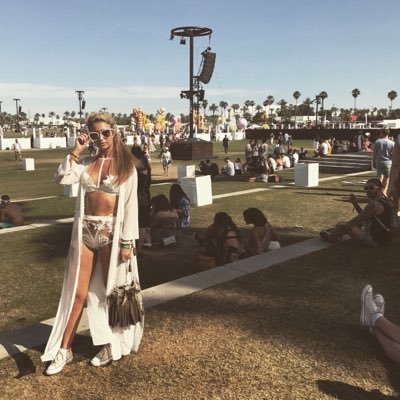 Instagram - ellieparsonsxo