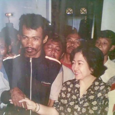 ImanCargo's profile picture. PT. VIA YOSHI CARCO .Jasa Pengiriman Darat ,Laut ,Udara. Hp / Wa +62 81316492464 +62 87774878871