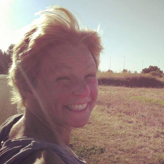 filo_floo's profile picture. Co-fondatrice @ColVertInt, passionnée de #sport en pleine #nature et d'#écriture, je scrute notre époque et participe à la construction d'un demain plus vert !