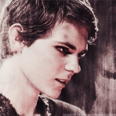 #ᴘᴜʀғᴇʀᴏx — ❝ᴛʜᴇʀᴇ ᴀʀᴇ ɴᴏ kings ɪɴ ɴᴇᴠᴇʀʟᴀɴᴅ. ᴊᴜsᴛ me.❞ | Aren’t you afraid of my darkness, my dear, @BringsHimHavoc?
