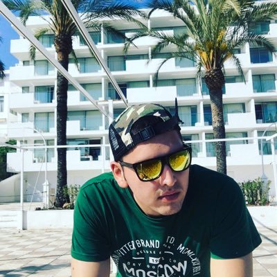 carlos_melmor's profile picture. 