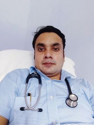 IshteyaqueDr's profile picture. 