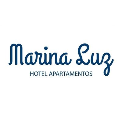 Hotel Apartamentos Marina Luz se encuentra junto al Santuario de Ntra Sra Regla, en primera linea de playa, y a diez minutos a pie del centro de Chipiona.