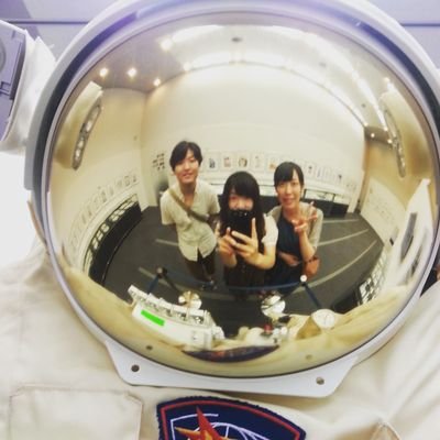 人生の最終目標は笑顔の可愛いおばあちゃん👵❤️豊かになる事で周りの人の生活も豊かにしたい✨ 健康寿命を伸ばして永くお酒を楽しみたい、健康寿思考的な肝臓疲労。肝臓ケアはハーブを使用🌿