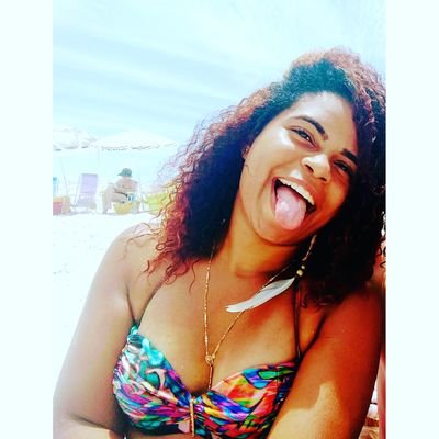 Um Brinde a Felicidade ಠ‿ಠ