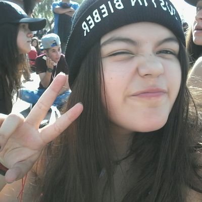 RayenMonzerrat Profile Picture