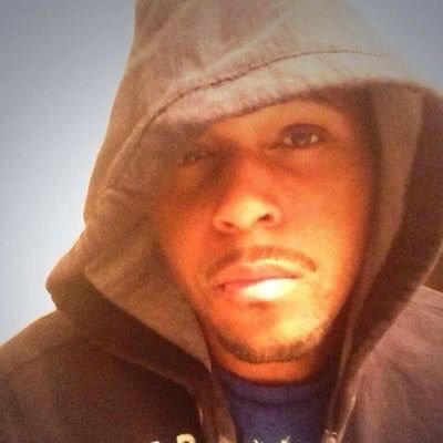 MrStealYourEHoe's profile picture. If you don't know, now you know.