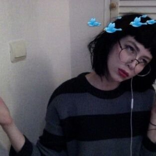 gxingbananas_'s profile picture. writer;;taken;;outcast;;baka
Some weird female who's trying to be something in the only life she got