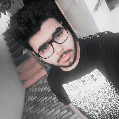 AjiteshSrivas14's profile picture. Musician vocalist youtube-https://t.co/rQnS2FMTJ4