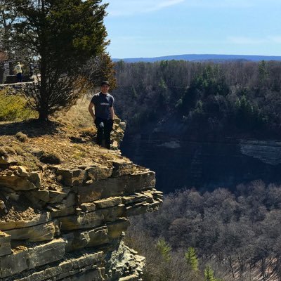 everyday_xplore's profile picture. Just a dude with a sense of adventure and a camera 🎥 🌄Instagram: @everyday.xplorer 🌅