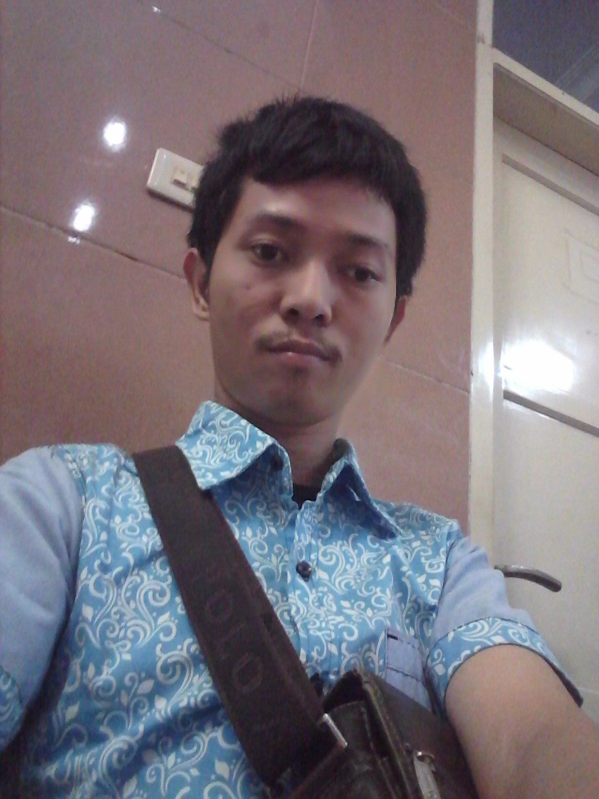 berryandika123's profile picture. Terlepas dr kekurangan serta kelebihannya, mereka yg pernah singgah dihati kita adl orang2 yg pernah 'berarti' utk kita.