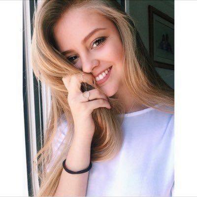 compte2nana's profile picture. Nice to meet you. Where you been? I can show you incredible things.