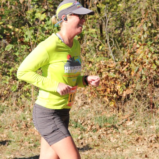 MandyBaliva's profile picture. I love the 80s, music, running, working out, basset hounds and @immabaliva