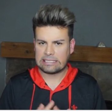 youtuber fashion