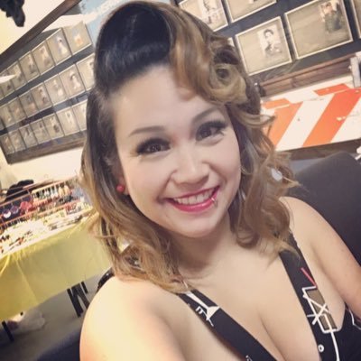 kelluvshouse's profile picture. 