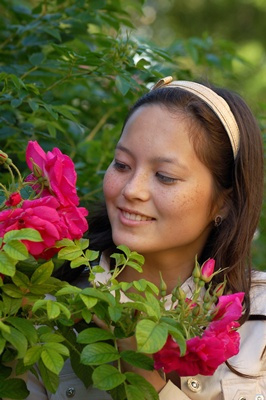 suzanalee's profile picture. Yoga fan, helping people detoxify body, author of Detox 2 Health ebook, happy person, green tee drinker, working on another ebook about my passion - yoga :)