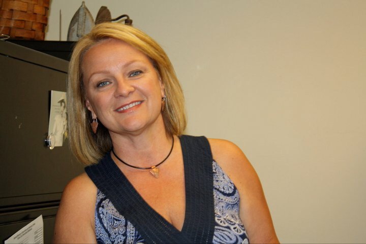 knitnonpareil's profile picture. 