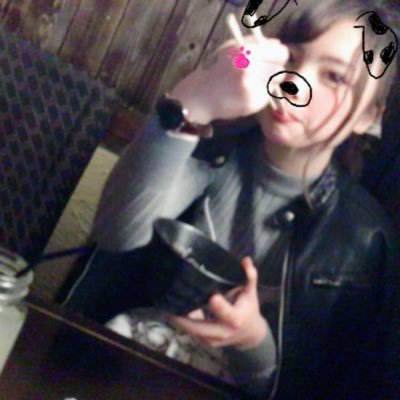 (お友達がほしい)(人見知りする派)(ちょっぴりコミュ障) (漫画・アニメ好きキャラ)(オタク女子)(NARUTO)(SuG)