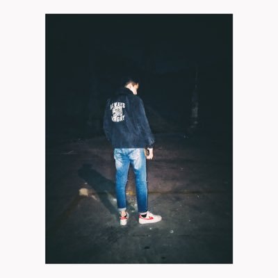 Nickkun03's profile picture. 喜欢舔B的小男生，欢迎喜欢B照，有空评分