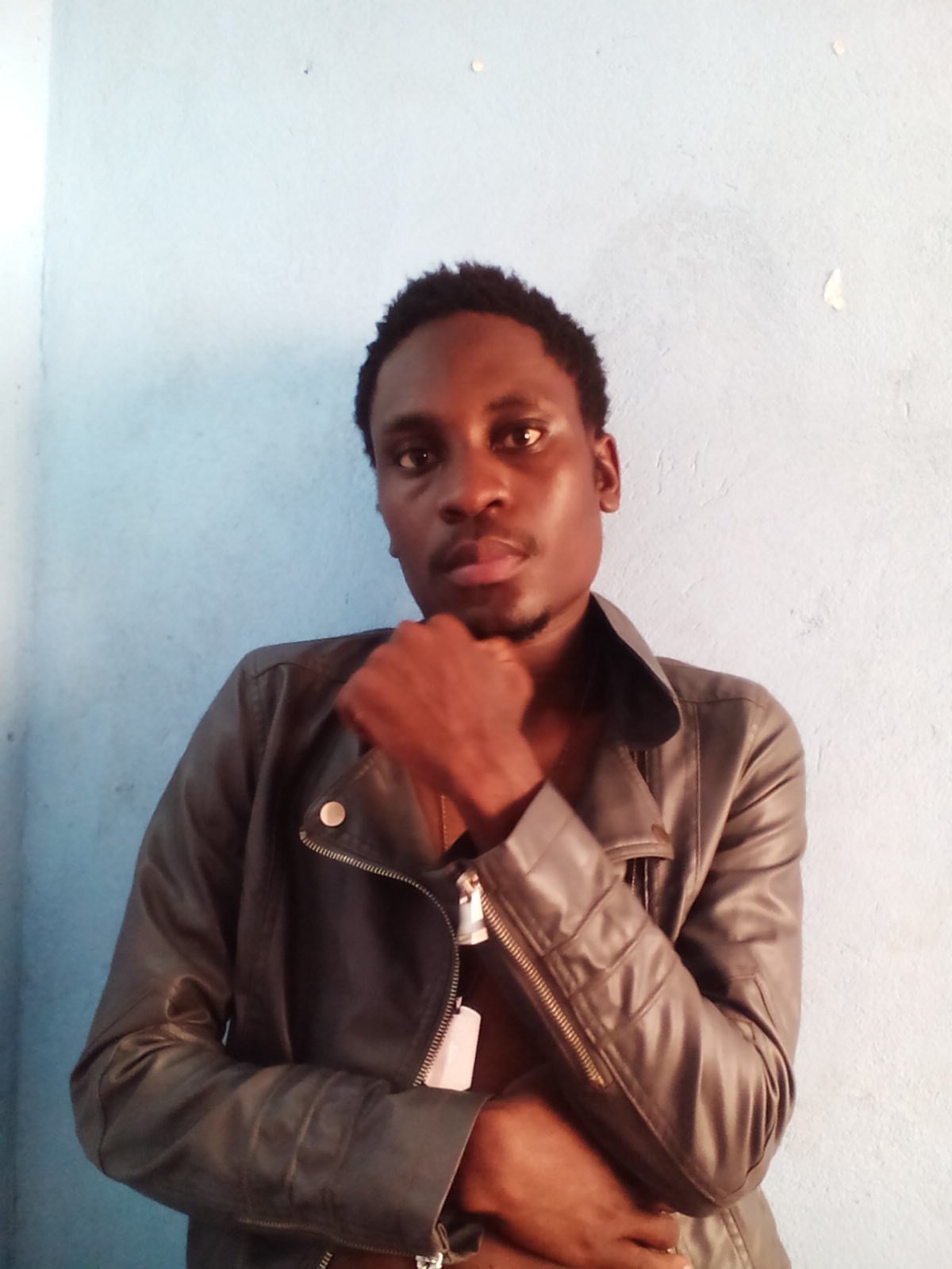 MurenaRabs's profile picture. Radio|Tv Present||#FreshBreakfast Mon-Fri|#AskAMan| on @MetroFMsa|2095 Yrs||