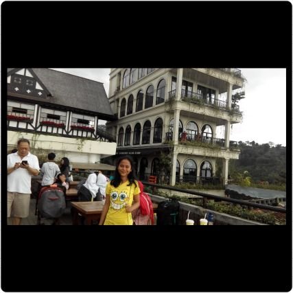 SelvynurM's profile picture. Life is simple!!