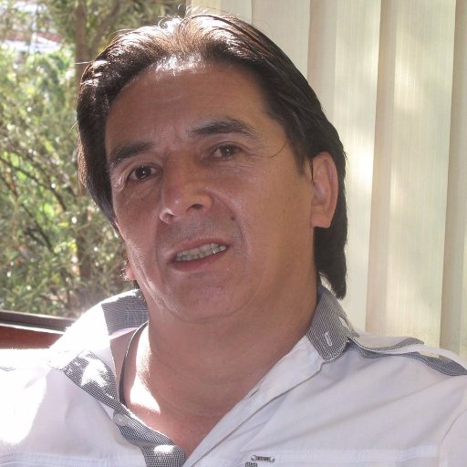 Doctor en Arquitectura y Estudios Urbanos PUC Chile. Académico UMSS Bolivia, creador CBBA 2020. Cofundador Molle-Polis.