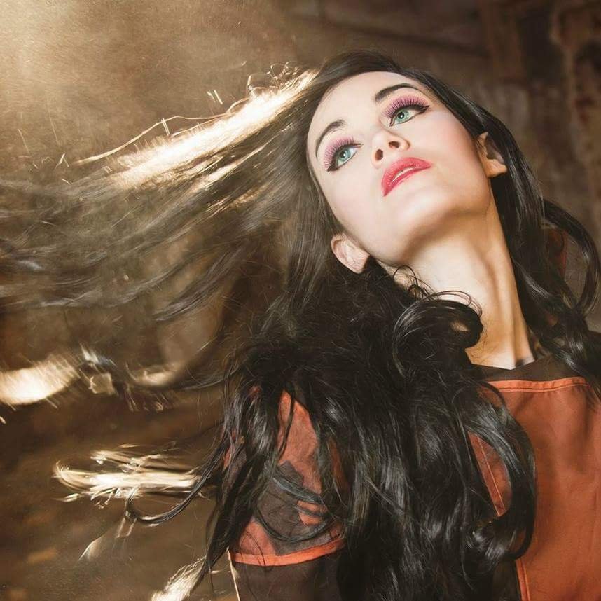 geekandartsy's profile picture. Avid artist, reader, and devourer of chocolate.