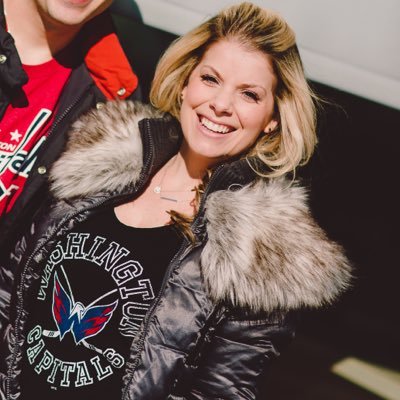 mommy to Beaux and Poppy! Married to @The_Jory14, funny sneezer, hockey player, horrible story teller, crier at Hallmark commercials...#Caps fan!