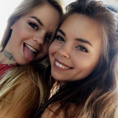 LTmarie25's profile picture. Kindness. It doesn't cost a damn thing. Sprinkle that shit everywhere. ✨