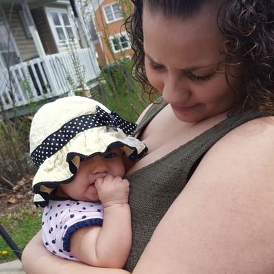 CrystalForeman's profile picture. #teamworkaholic..#teamproudmamaof2girls 
#anyanicole #vianikay
#theirdaddycooltoo