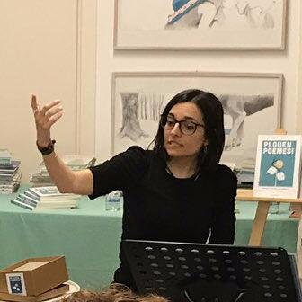 Lectura, escriptura, literatura i educació. Professora de la @UVic_FETEP i membre del @grupGlossa
#Plouenpoemes #Quinembolic #AbecedarideCeliTerra
